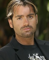 Corey LargeƬ