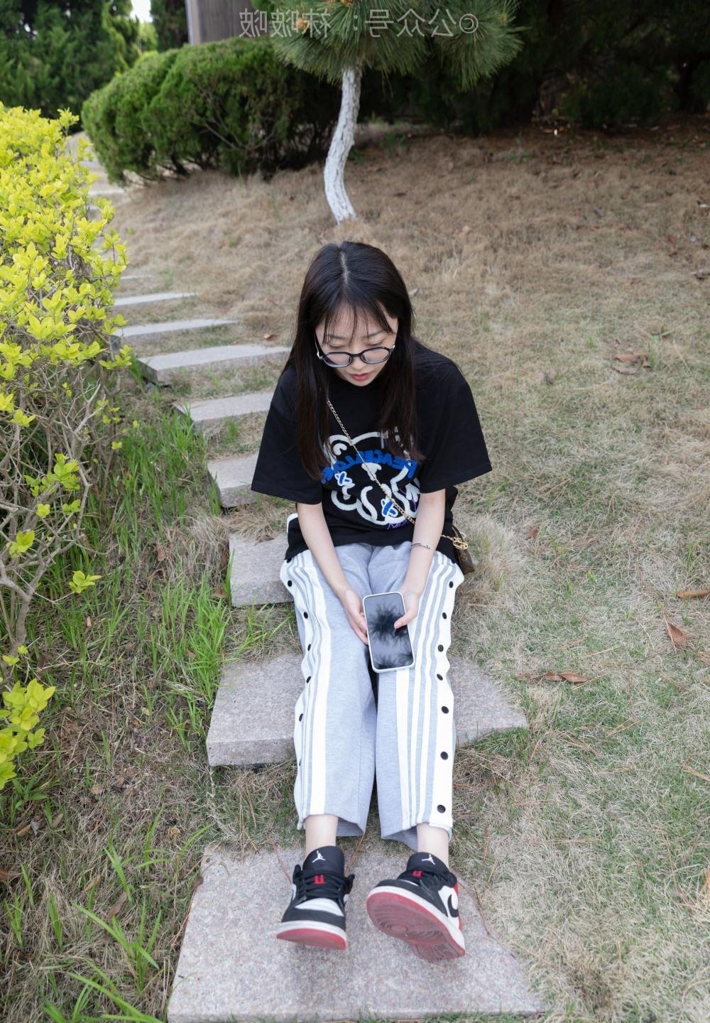 ���Ϲ�����