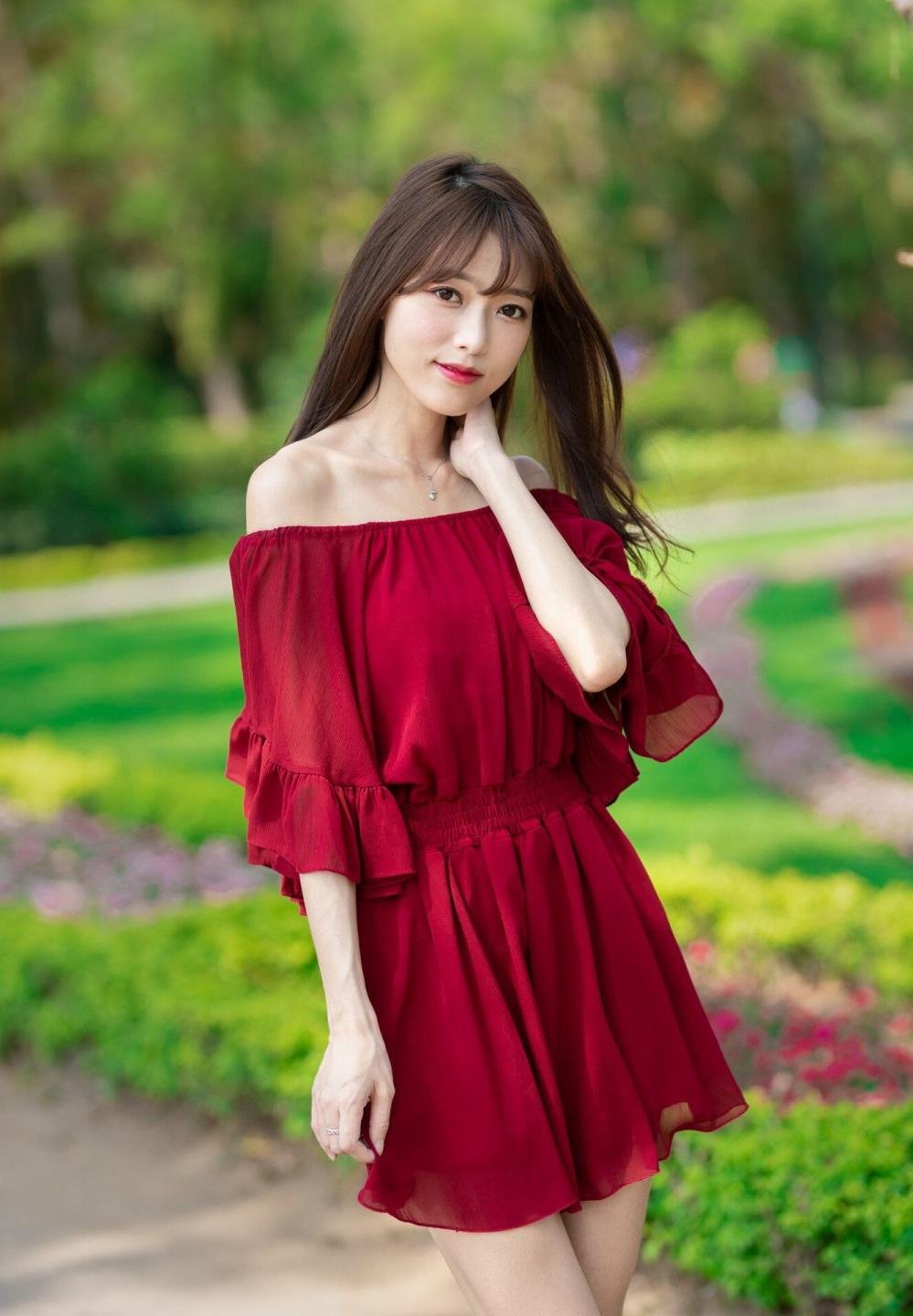 ��ݮ�������տ���ҹ�ͷ��Լ�