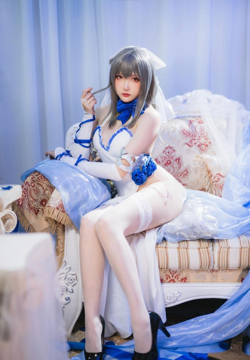 ��ĸ����