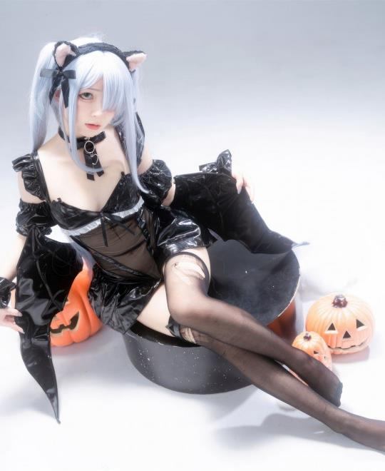 ��ɫ�첥
